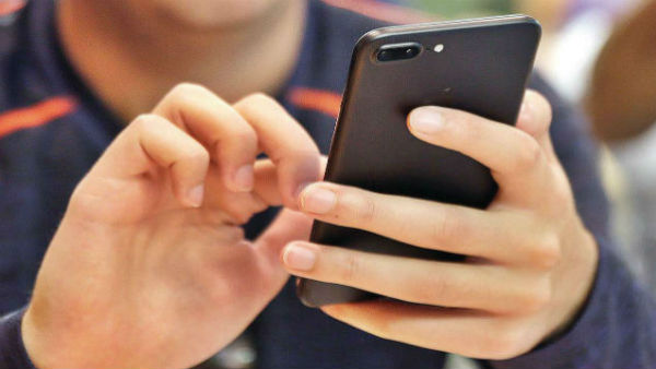 తన మాజీ పని అంటూ తప్పించుకుంది..
