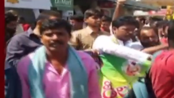 బంధువులను పంపించిన తల్లిదండ్రులు