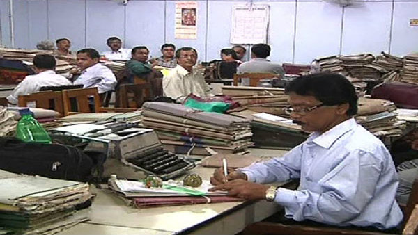 అన్ని విభాగాల్లోనూ ప్రాధాన్యతను అనుసరించి పోస్టుల భర్తీకి ప్రణాళిక