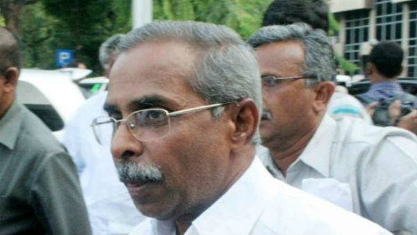 వివేకా కేసు ఎందుకివ్వరు..?