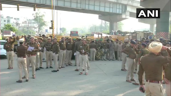 Hindu Sena calls off proposed protest: Sec 144 imposed in Shaheen Bagh Hindu Sena calls off proposed protest: Sec 144 imposed in Shaheen Bagh