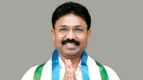 వ్యవస్థలను మేనేజ్ చేయటంతో చంద్రబాబు దిట్ట