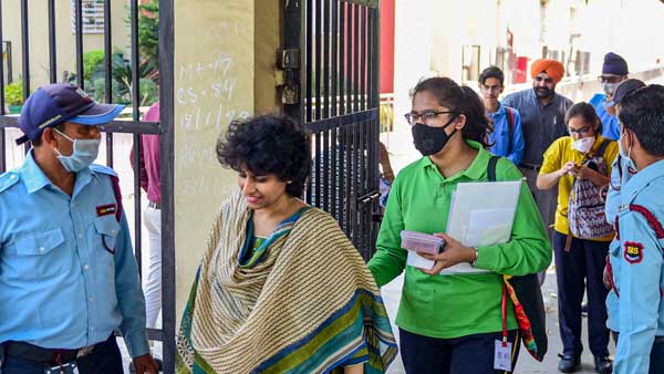 కరోనా వైరస్ వ్యాప్తి నేపధ్యంలో అప్రమత్తమైన కేంద్రం .. రాష్ట్రాలకు ఆదేశాలు
