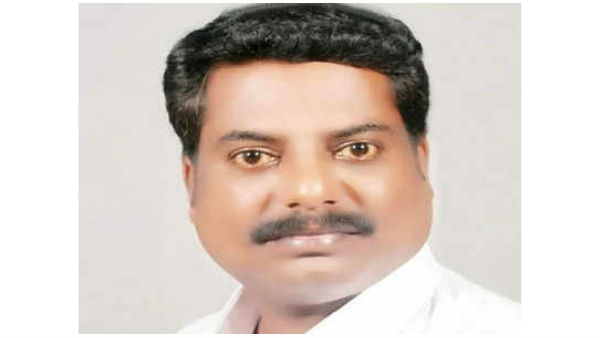 స్నేహితులకు బర్త్ డే పార్టీ ఇచ్చిన ఆనంద్..