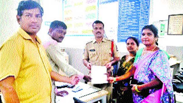 fake rumors on deputy mayor for borabanda land, locals complaint.. fake rumors on deputy mayor for borabanda land, locals complaint..