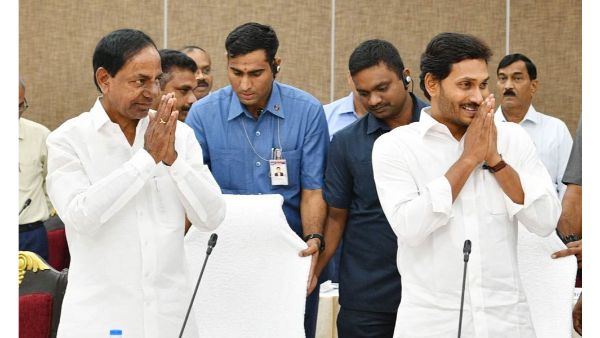 నిలిచిపోయిన ప్రభుత్వ ఆదాయం