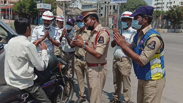 కరోనా వ్యాపించకుండానే లాక్ డౌన్