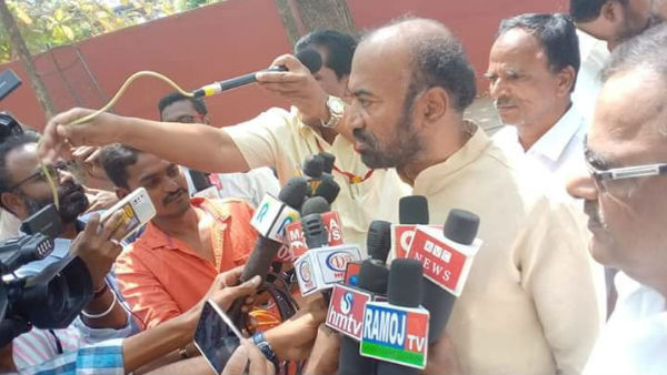 టికెట్లు ఇవ్వాల్సిందేనంటున్న జేసీ.. కుదరదంటున్న ప్రభాకర చౌదరి..