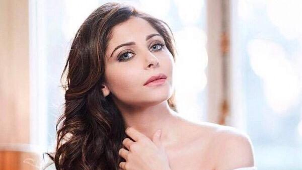 వైరస్తో పార్టీకి వెళ్లి..