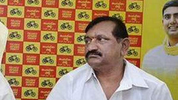 ఇటు భూమా కుటుంబాల నడుమ..