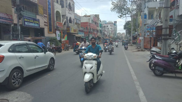 జనం రోడ్లపైకి ఎందుకంటే ...
