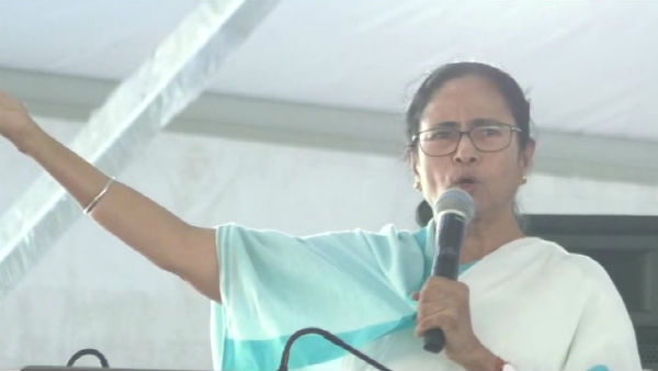 All Bangladeshis living in Bengal are Indians: Mamata All Bangladeshis living in Bengal are Indians: Mamata