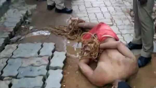 సిగ్గు, భయం, అవమానంతో !