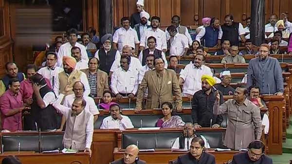 Speaker suspends 7 congress MPs from Loksabha for throwing paper Speaker suspends 7 congress MPs from Loksabha for throwing paper