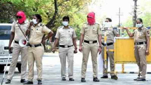 మహారాష్ట్రలో పోలీస్ కానిస్టేబుల్ అయిన తండ్రిని బయటకు వెళ్లొద్దు అని ఏడుస్తున్న చిన్నారి వీడియో వైరల్