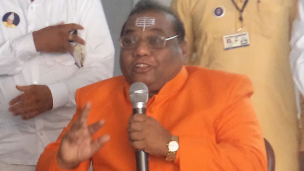 ఏమిటా కేసు?