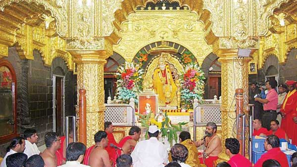 కరోనా వైరస్ దృష్ట్యా ముంబైలోనూ అదే పరిస్థితి
