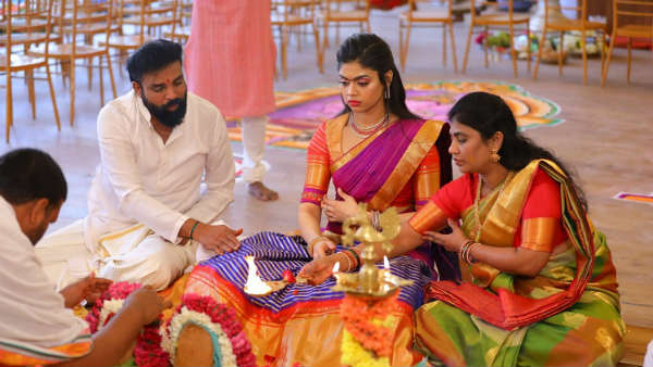 కూతురి పెళ్లి పక్కన పెట్టిన మంత్రి !