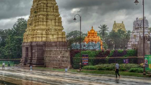 కరోనాతో భగవంతుడికీ , ఆలయాలకు తప్పని తిప్పలు