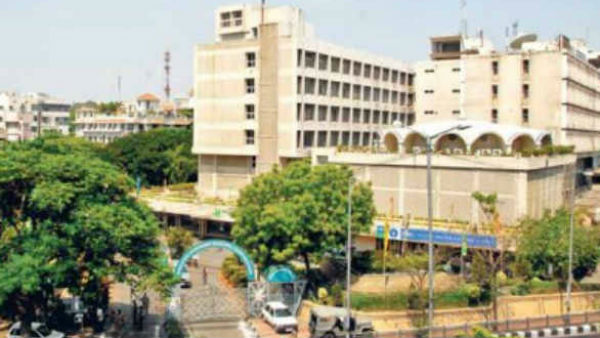లైసెన్స్ లేకుండా నడుస్తున్న మటన్ షాపులు.. విస్మయానికి గురౌతున్న అధికారులు...