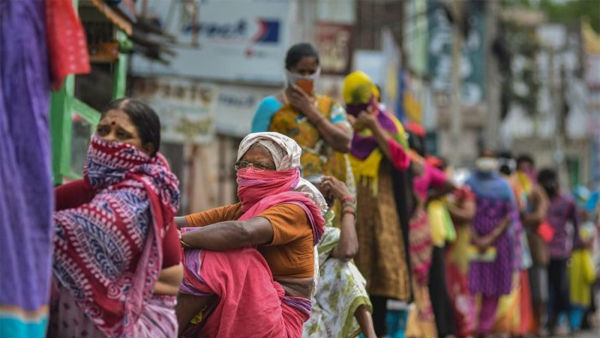 చుట్టుపక్కల గ్రామాల నుంచి..
