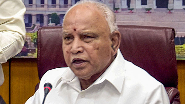 Karnataka Govt to Facilitate Doorstep Delivery of Groceries, Orders Via WhatsApp Karnataka Govt to Facilitate Doorstep Delivery of Groceries, Orders Via WhatsApp