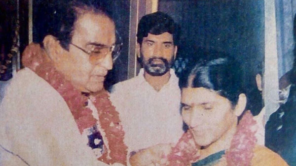 లక్ష్మీపార్వతి కబంద హస్తాల నుంచి పార్టీని కాపాడేందుకు