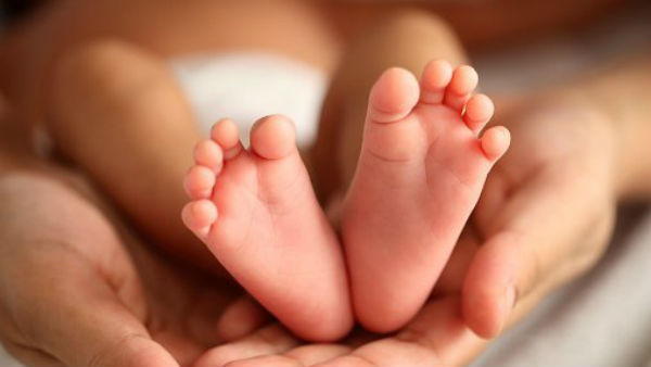 45-day-old Covid-19 positive baby stages full recovery, discharge.. 45-day-old Covid-19 positive baby stages full recovery, discharge..