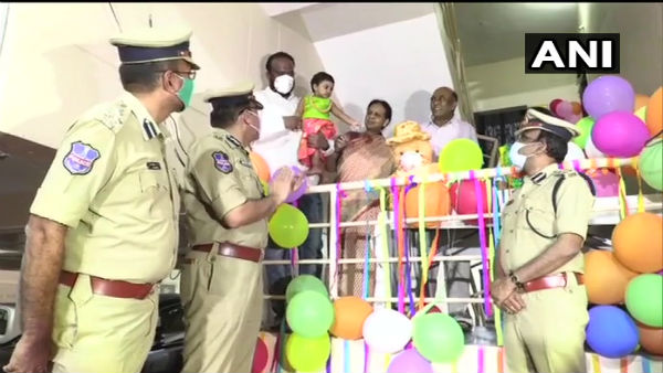 Hyderabad police celebrated the 1st birthday of a toddler Myra, her parents live in US, Hyderabad police celebrated the 1st birthday of a toddler Myra, her parents live in US,