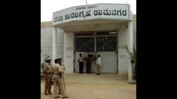 నిందితుల్లో 5 మందికి కరోనా