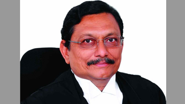 సుప్రీం తీర్పుపై విమర్శలు..