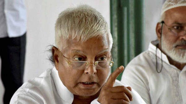 కరోనా క్వారంటైన్ లో డాక్టర్ అండ్ టీం