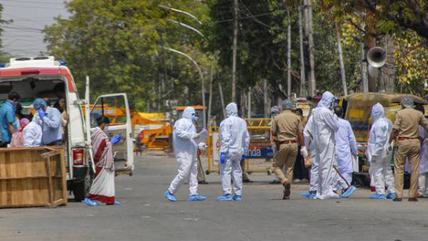 రాకపోకలపై పూర్తి నిషేధం..