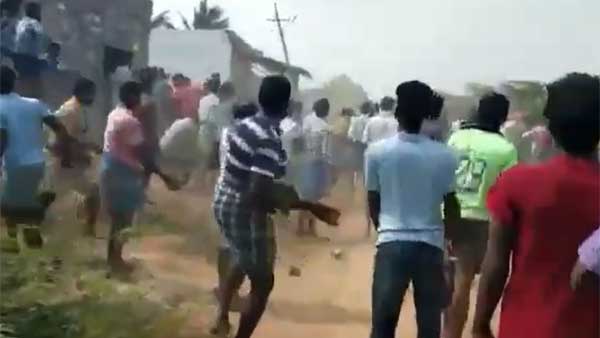 A clash broke out between two villages in Vidavalur of Nellore District A clash broke out between two villages in Vidavalur of Nellore District