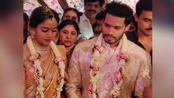 జాతకాల పట్ల నమ్మకం ఉండటం వల్ల.