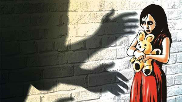 కూతవేటు దూరంలో..