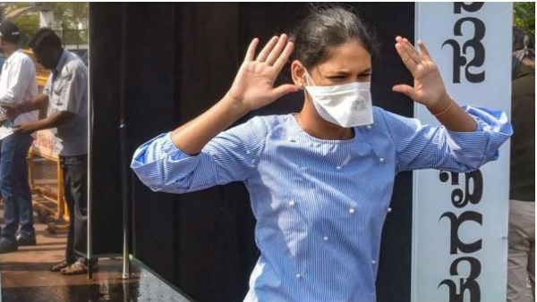 India between Stage 2 and Stage 3 in coronavirus: aiims director India between Stage 2 and Stage 3 in coronavirus: aiims director