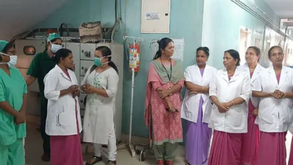 మాటలతోనే వారికి దగ్గరయ్యాను