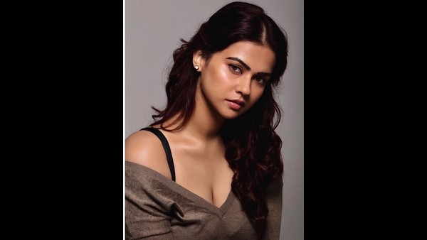 స్టార్ హీరోయిన్ మాయం ?
