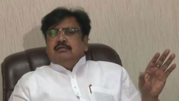 ష్టారాజ్యంగా చక్కర్లు కొడుతున్న విజయసాయి రెడ్డిని క్వారంటైన్ పంపండి