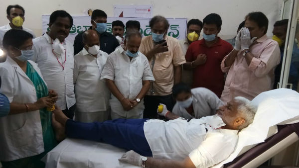MP Vijaysai Reddy breaks lockdown rules, donates blood MP Vijaysai Reddy breaks lockdown rules, donates blood