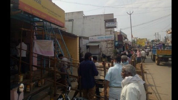తాగుబోతులకు పండగే పండగ