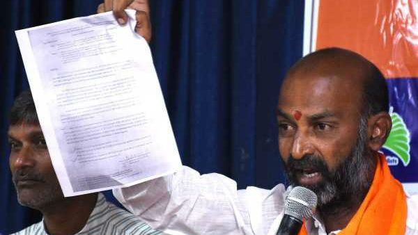 పవన్ హర్ట్ అయ్యారు..