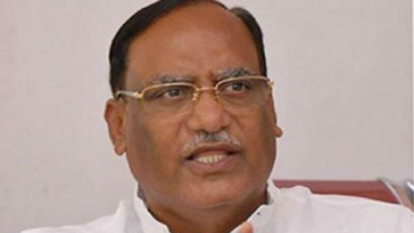 one drop water is not collect ap govt: gutta one drop water is not collect ap govt: gutta