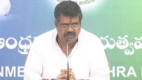 బాధితులను పరామర్శించిన అవంతి..