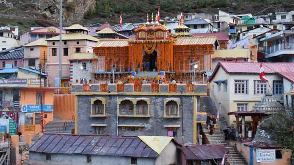 Badrinath Temple Open today..! Badrinath Temple Open today..!