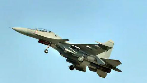 Chinese Helicopters Spotted Along LAC in Ladakh, IAF Fighter Jets Rushed in to Patrol Area Chinese Helicopters Spotted Along LAC in Ladakh, IAF Fighter Jets Rushed in to Patrol Area