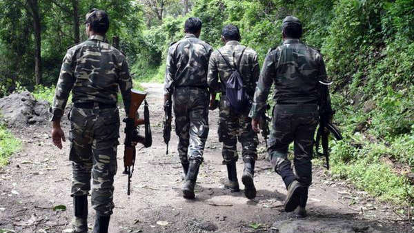 ఎస్ఐ మృతి.. రైఫిల్స్ స్వాధీనం