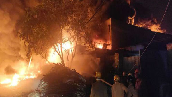 massive Fire Breaks Out In Delhis Tikri Kalan massive Fire Breaks Out In Delhis Tikri Kalan