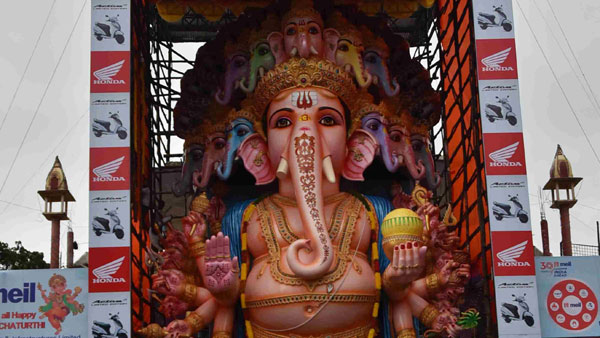 khairatabad ganesh Statue will be one Foot..? khairatabad ganesh Statue will be one Foot..?